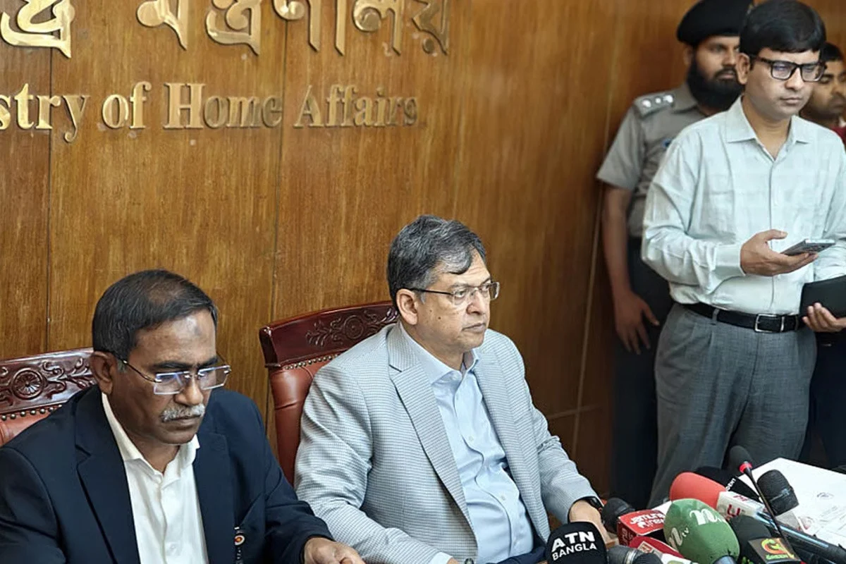 মাদক মামলা দ্রুত নিষ্পত্তিতে বিশেষ ট্রাইব্যুনাল ও কর্মকর্তাদের অস্ত্রের ব্যবস্থা করা হচ্ছে
