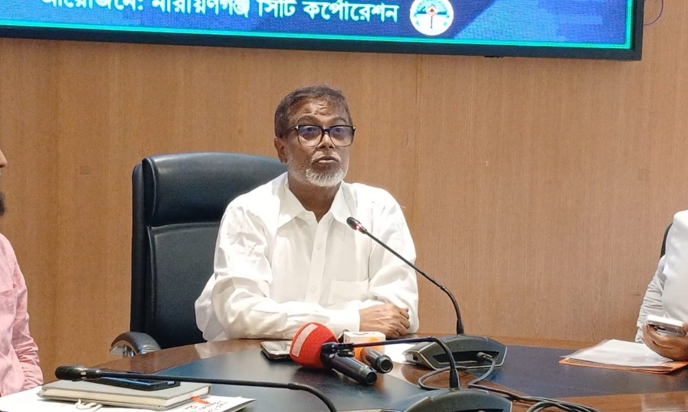 ডেঙ্গু নিয়ন্ত্রণে নাসিক প্রশাসকের কড়া বার্তা: ব্যর্থতায় বদলি, সাফল্যে পুরস্কার