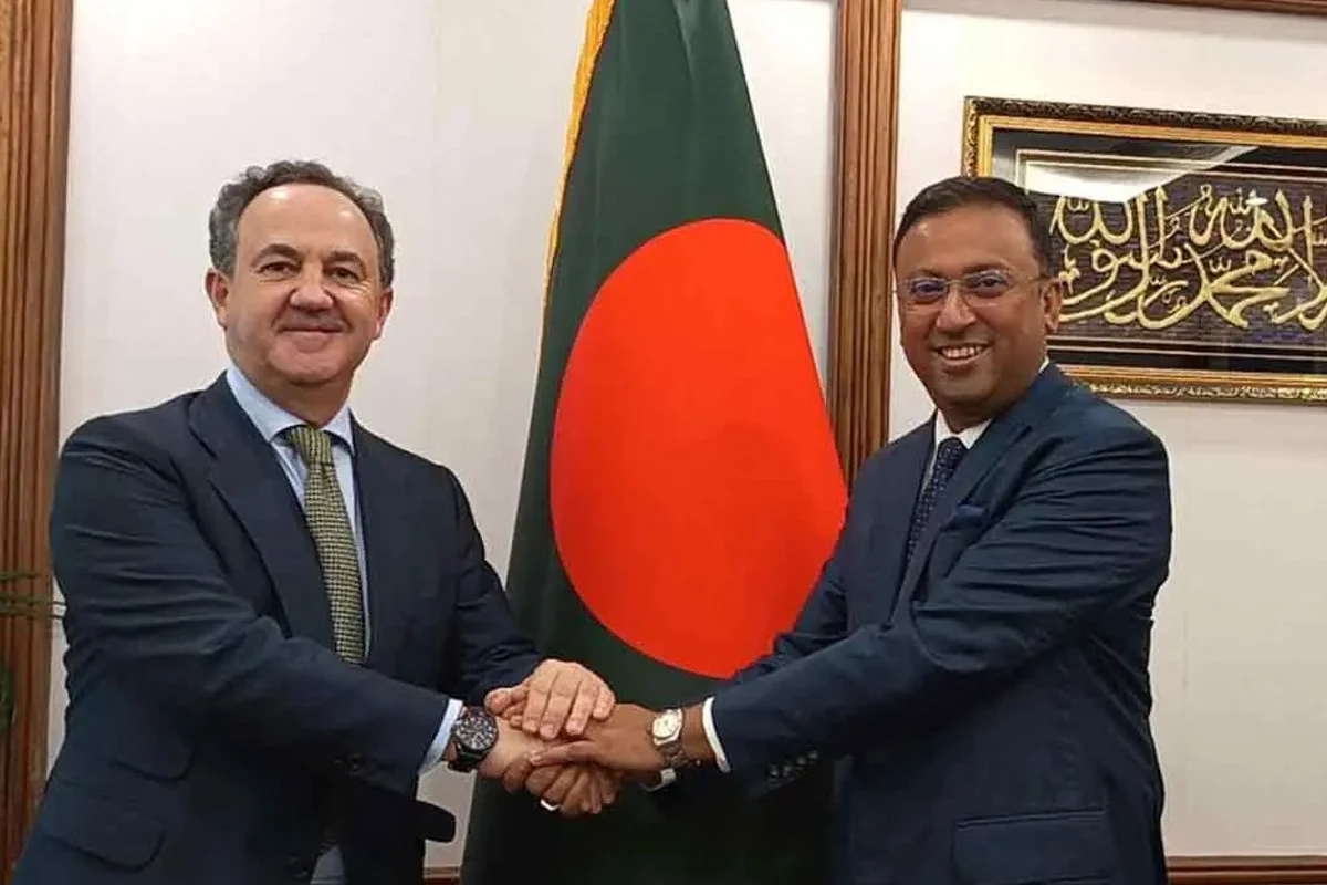 বাংলাদেশ ও স্পেনের দ্বিপাক্ষিক সহযোগিতা জোরদারে প্রধানমন্ত্রীর পররাষ্ট্রবিষয়ক উপদেষ্টার সঙ্গে রাষ্ট্রদূতের বৈঠক