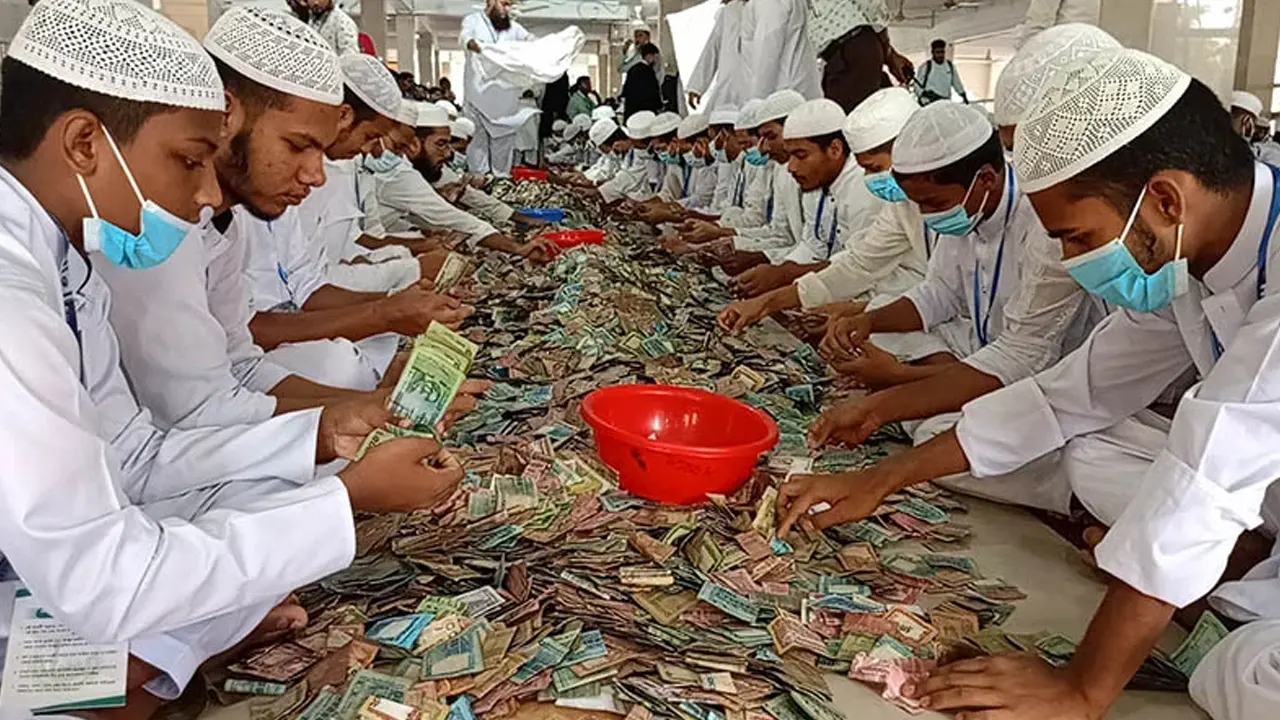 কিশোরগঞ্জের পাগলা মসজিদের দানবাক্সে এবার রেকর্ড ১৫ কোটি ৯০ লাখ টাকা