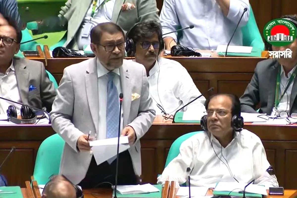ট্যানারির বিষাক্ত বর্জ্য মিশ্রিত খাদ্য জনস্বাস্থ্যের জন্য মারাত্মক হুমকিস্বরূপ: সংসদে স্বাস্থ্যমন্ত্রী