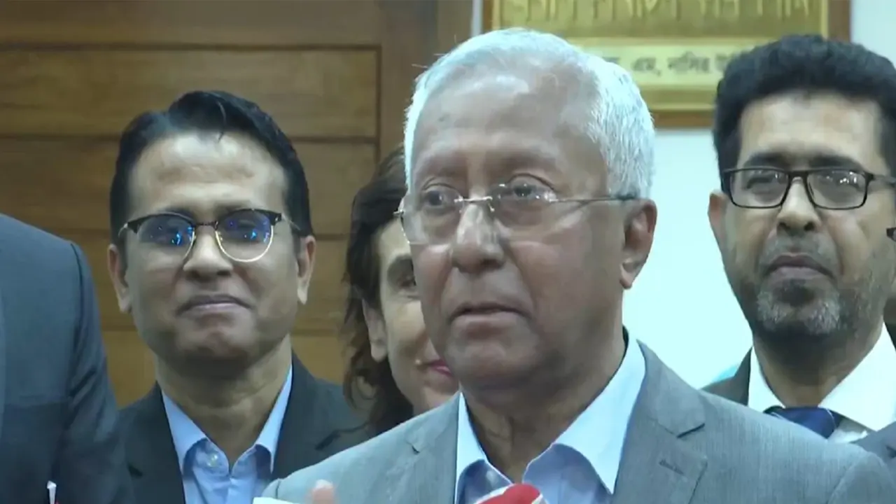 এমপিওভুক্ত শিক্ষক ও ঋণখেলাপিদের স্থানীয় নির্বাচনে প্রার্থিতায় নিষেধাজ্ঞা দিচ্ছে ইসি