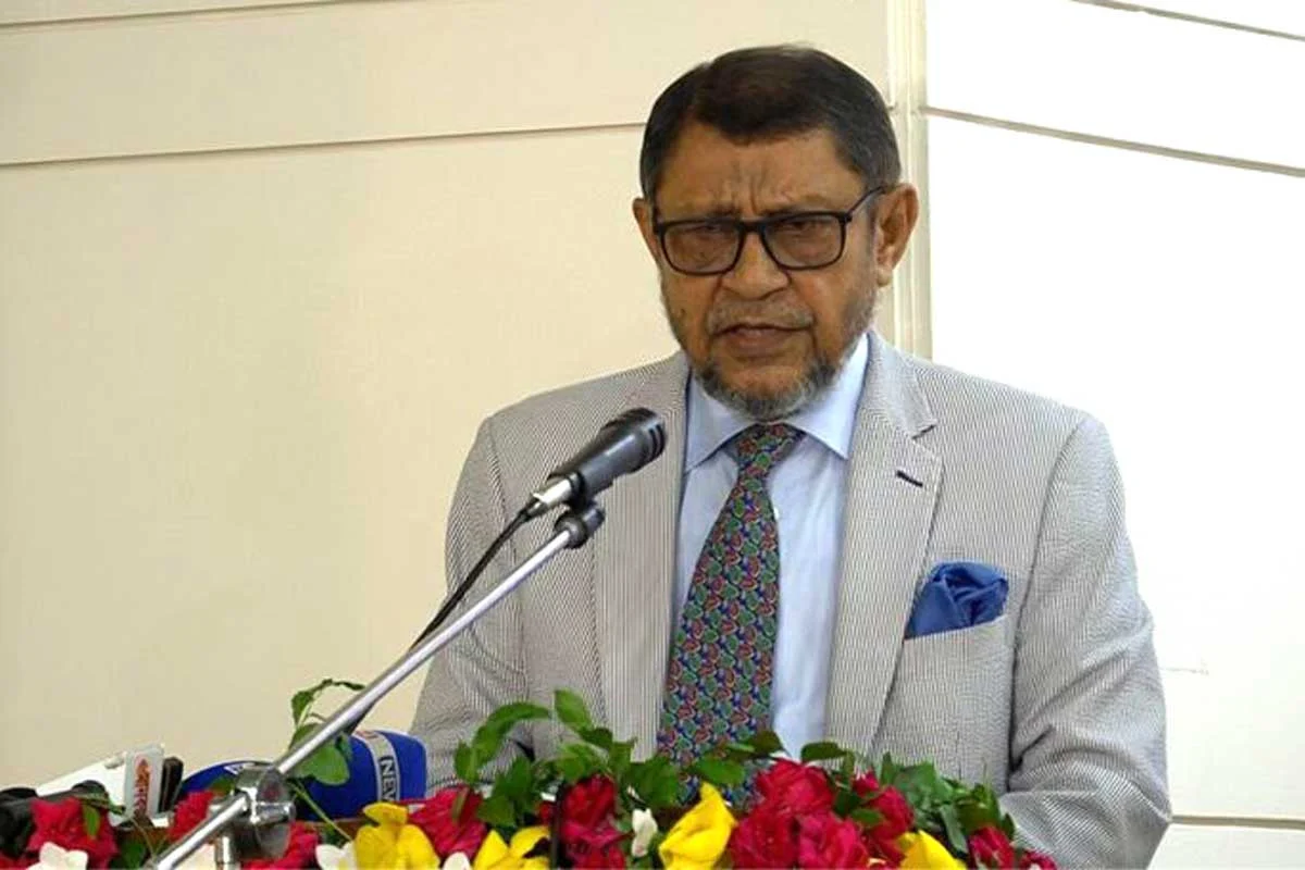 বেসরকারি হাসপাতালে লেবার রুম স্থাপন ও মিডওয়াইফ নিয়োগের নির্দেশ, ৭ দিনের আলটিমেটাম স্বাস্থ্যমন্ত্রীর