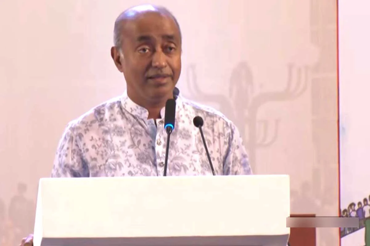 জুলাইয়ের চেতনা ধারণ করে ষড়যন্ত্র ও বিভ্রান্তি রুখে দেওয়ার আহ্বান আইনমন্ত্রীর