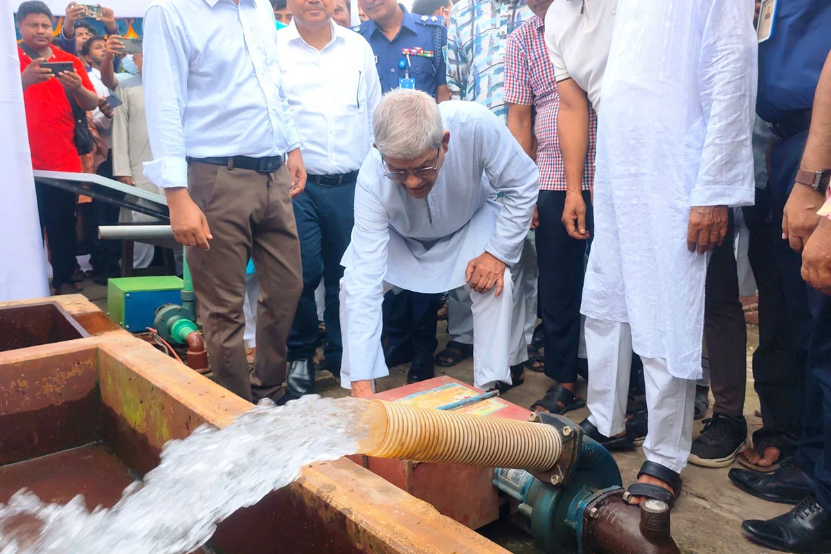 দেশীয় প্রযুক্তিতে তৈরি সোলার সেচপাম্প দেশব্যাপী ছড়িয়ে দেওয়ার ঘোষণা