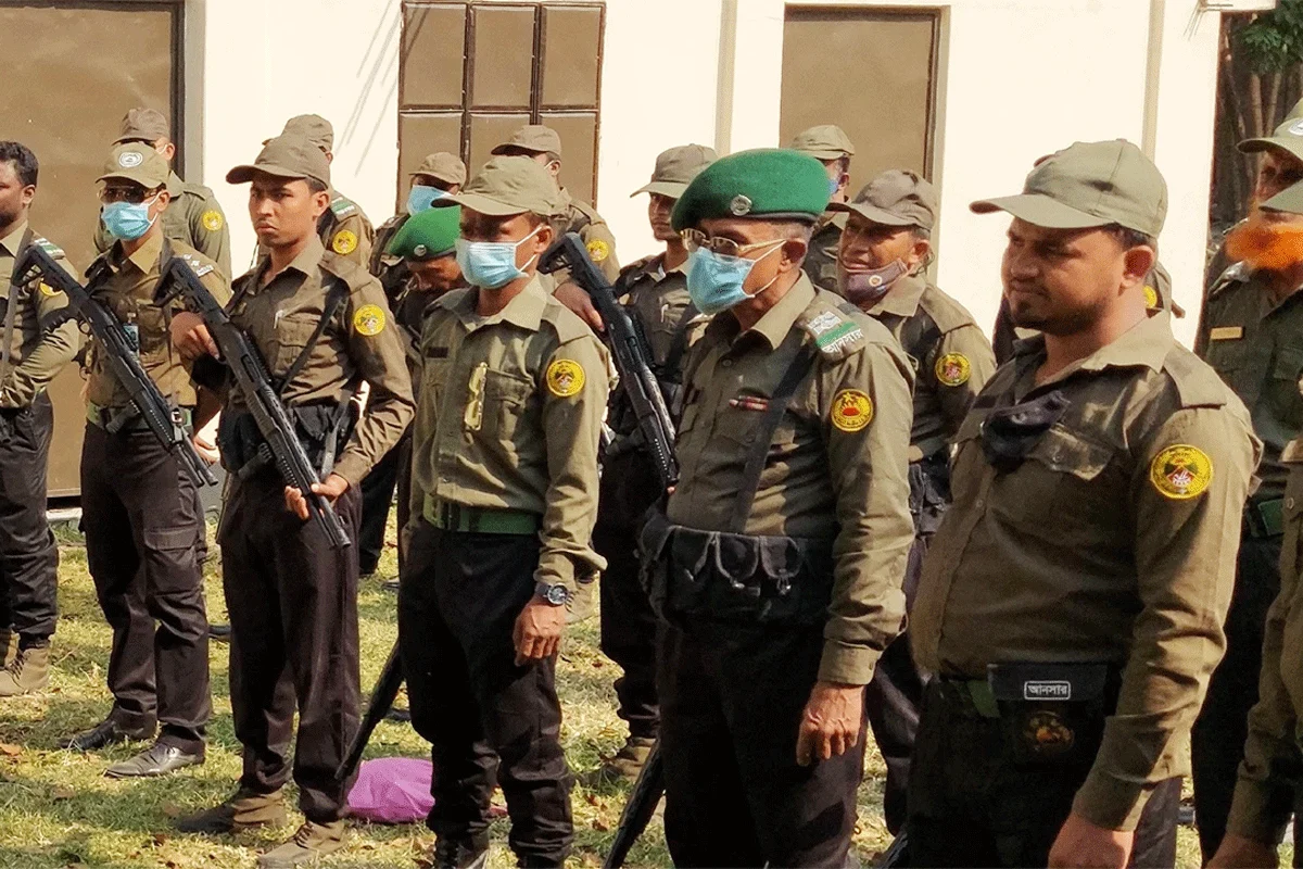 উপজেলা স্বাস্থ্য কমপ্লেক্সের নিরাপত্তায় মোতায়েন হচ্ছে ৫ হাজার আনসার সদস্য