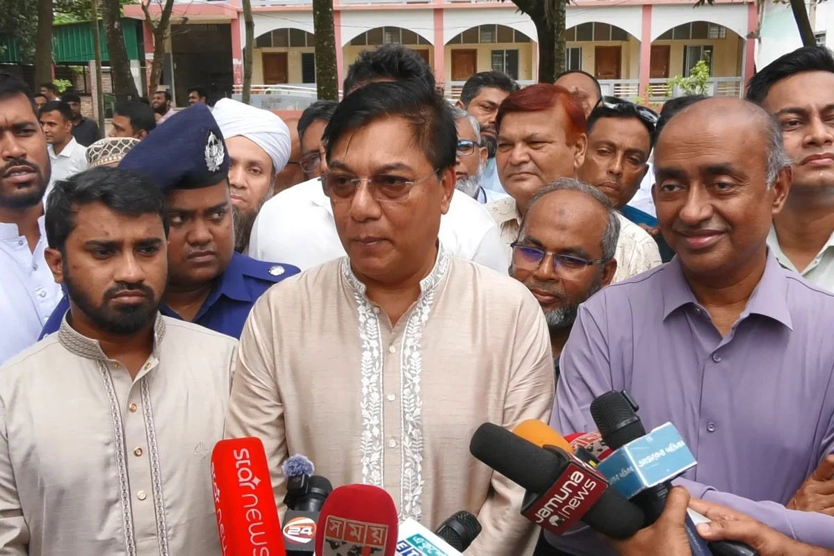 কক্সবাজার সুসজ্জিতকরণসহ পর্যটন খাত প্রসারে সরকারের মাস্টারপ্ল্যান