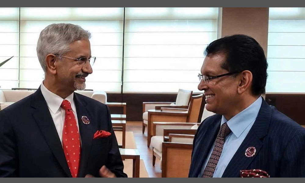 ম্যানিলায় বাংলাদেশ ও ভারতের পররাষ্ট্রমন্ত্রীর শুভেচ্ছা বিনিময়
