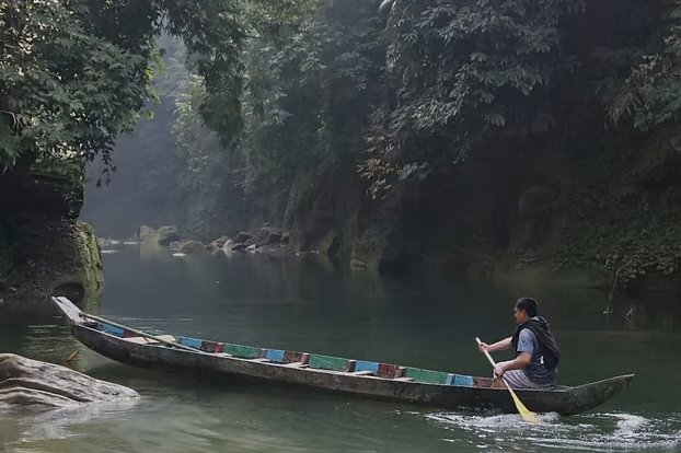 বান্দরবানে ভারী বর্ষণে পর্যটনকেন্দ্র বন্ধ ঘোষণা, পাহাড় ধসের শঙ্কা
