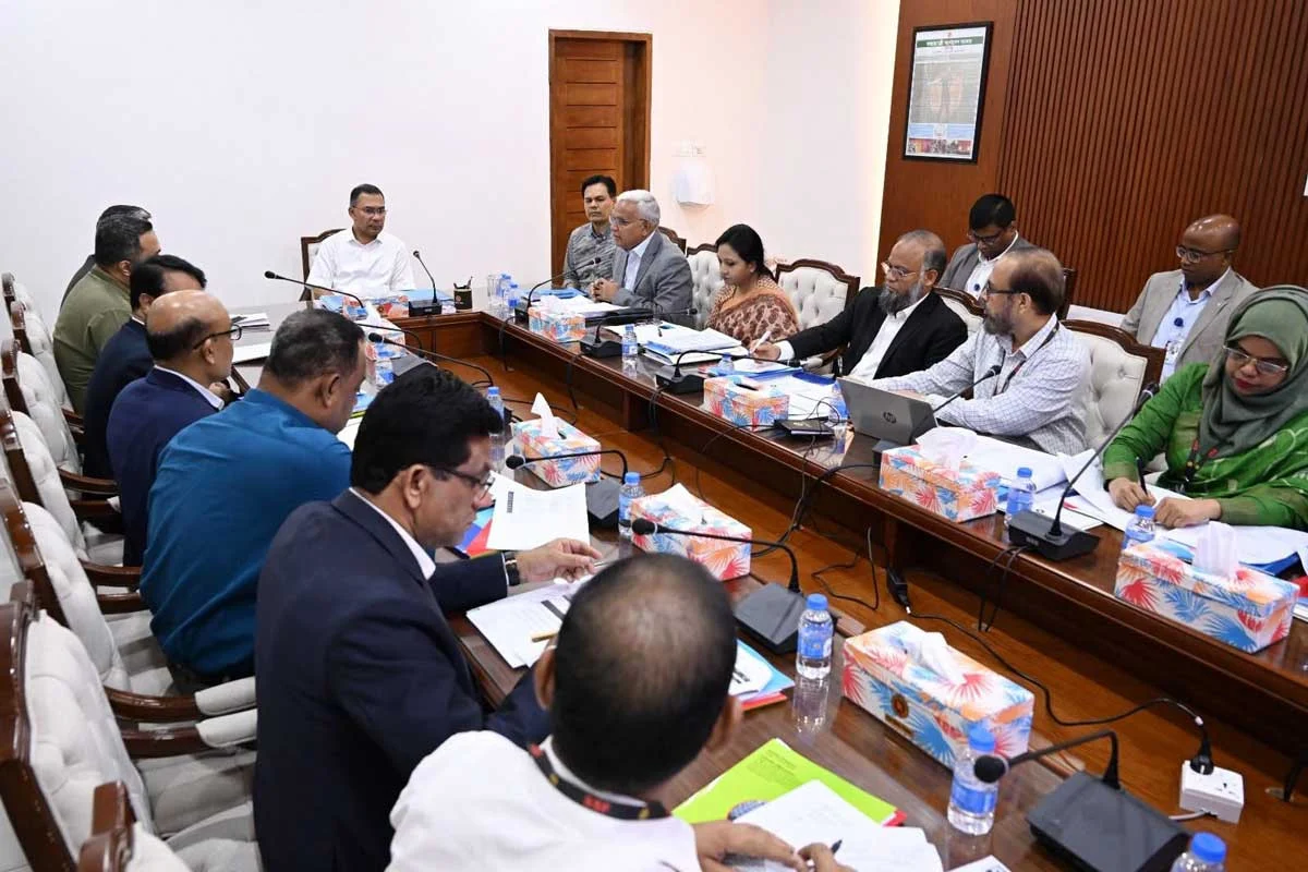 সারাদেশে ‘ফ্যামিলি কার্ড’ কর্মসূচি সম্প্রসারণে রূপরেখা তৈরির নির্দেশ প্রধানমন্ত্রীর