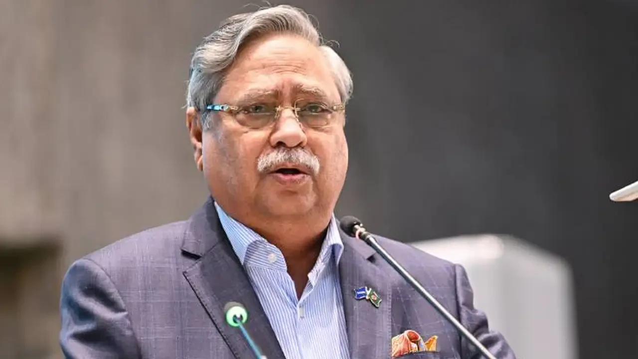 সশস্ত্র বাহিনীকে আধুনিক চতুর্মাত্রিক বাহিনী হিসেবে গড়ে তোলার অঙ্গীকার রাষ্ট্রপতির
