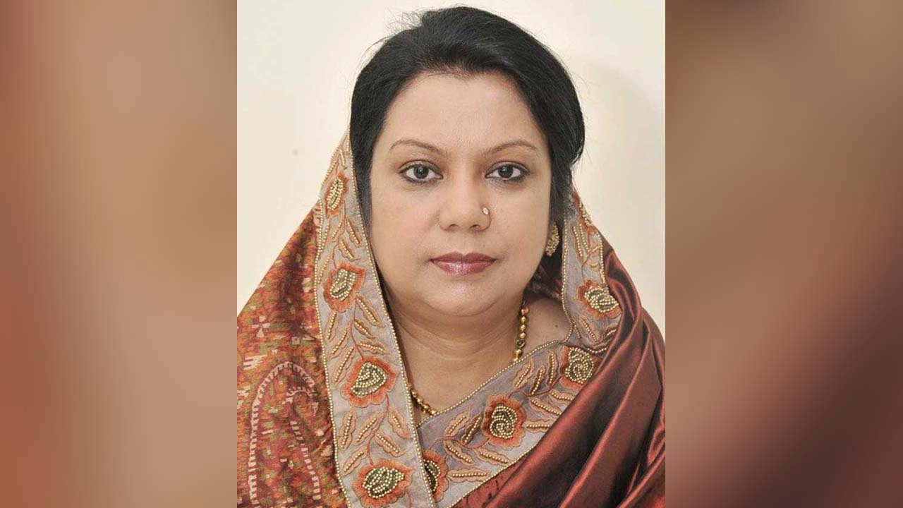 মন্ত্রিপরিষদ বিভাগে রদবদল: খাদ্য মন্ত্রণালয়ে আফরোজা খানম রিতা, বিমান ও পর্যটনে মিল্লাত