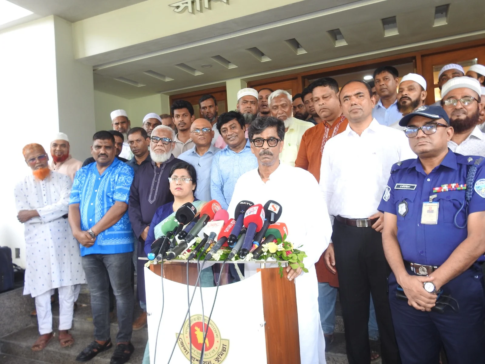 জলবায়ুর প্রভাব মোকাবিলায় গবেষণাভিত্তিক কৃষিতে জোর দিচ্ছে সরকার: কৃষিমন্ত্রী