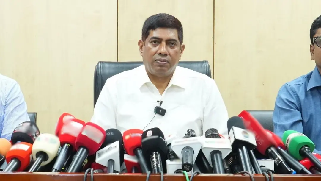 রাজধানীর উত্তরায় ব্যাংকে টাকা জমা দেওয়ার পথে কোটি টাকার বেশি ছিনতাইয়ের ঘটনায় জড়িতদের আইনের আওতায় আনতে কাজ করছে পুলিশ