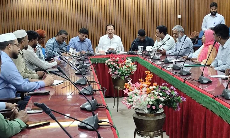 লালমনিরহাটকে উত্তরাঞ্চলের প্রধান অর্থনৈতিক কেন্দ্র হিসেবে গড়ে তোলার প্রতিশ্রুতি ত্রাণমন্ত্রীর