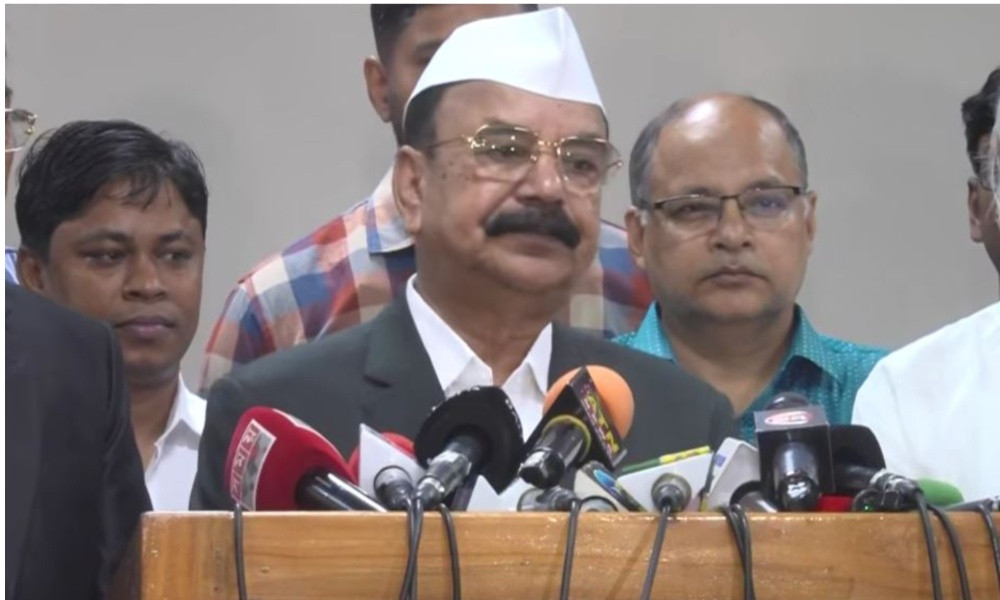 রাষ্ট্রপতি নির্বাচনের আগে সংবিধানের ৭০ অনুচ্ছেদ নিয়ে আলোচনা অবান্তর: গয়েশ্বর চন্দ্র রায়