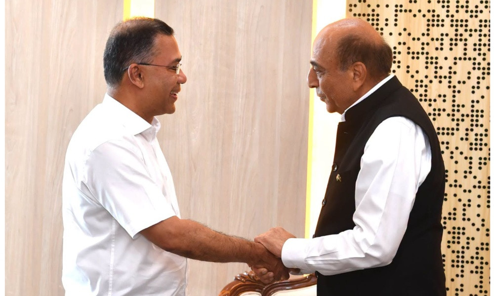 প্রধানমন্ত্রী তারেক রহমানের সঙ্গে সাক্ষাৎ করেছেন ঢাকায় নিযুক্ত ভারতের হাইকমিশনার দীনেশ ত্রিবেদী