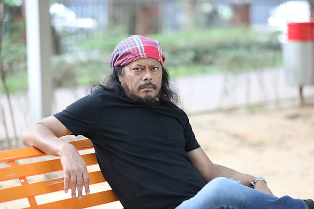 রোমে জেমসের কনসার্ট ঘিরে আর্থিক বিরোধ ও হোটেল কক্ষ নিয়ে বিভ্রান্তি: মুখপাত্রের ব্যাখ্যা