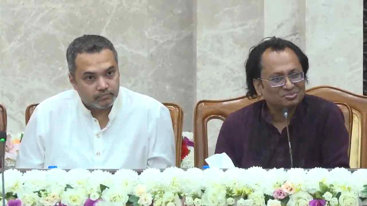 সরকারি কর্মচারীদের জন্য নতুন পে স্কেল চূড়ান্তের পথে: প্রধানমন্ত্রীর কার্যালয়