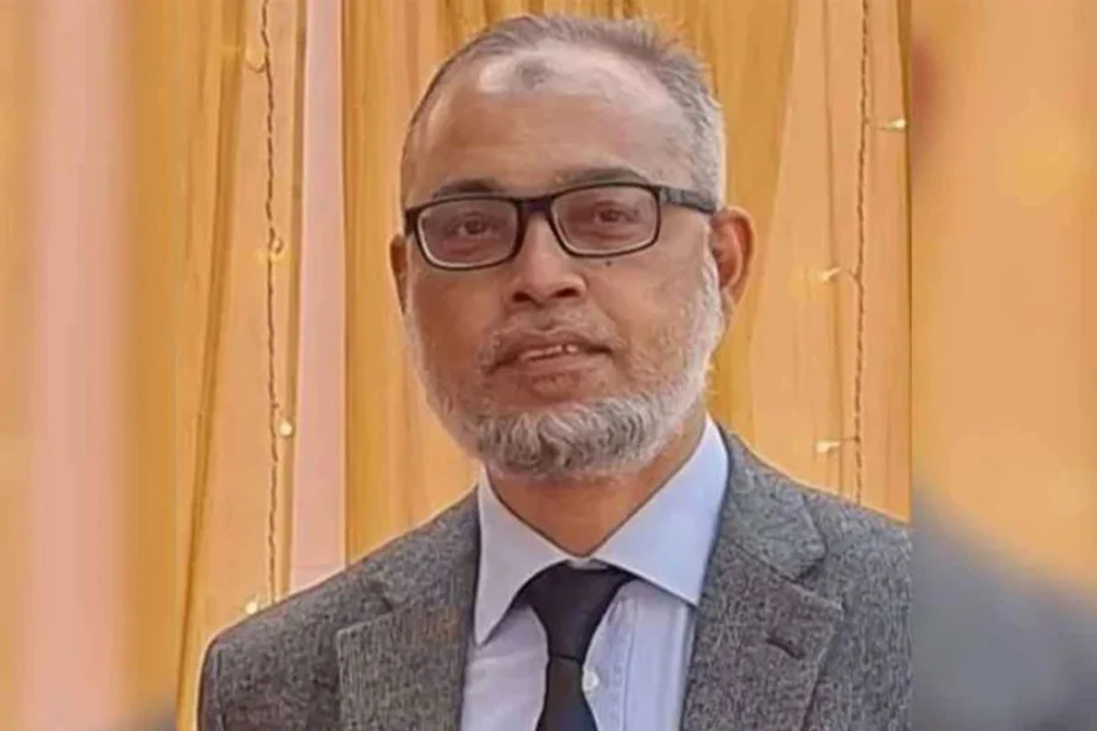 সড়ক ও জনপথ অধিদপ্তরের প্রধান প্রকৌশলী সৈয়দ মঈনুল হাসানকে প্রত্যাহার করে জনপ্রশাসন মন্ত্রণালয়ে সংযুক্ত করা হয়েছে