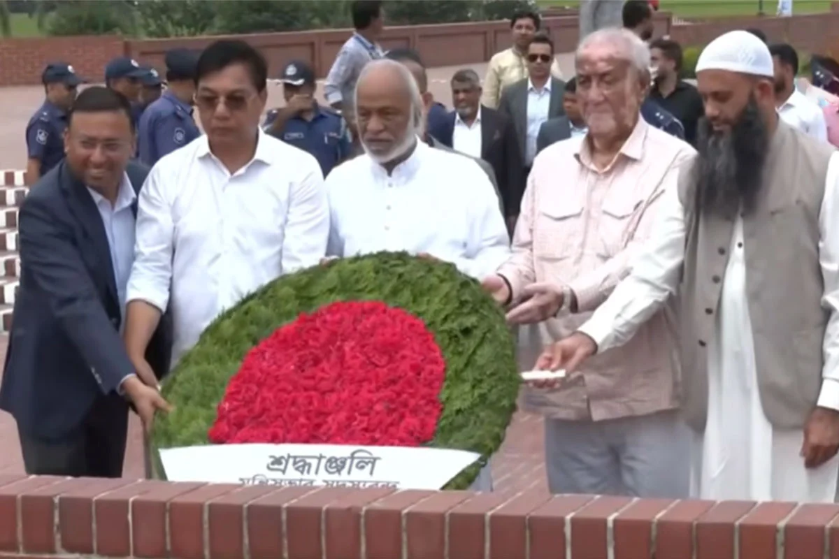সাভারে জাতীয় স্মৃতিসৌধে নবনিযুক্ত মন্ত্রীদের শ্রদ্ধা নিবেদন