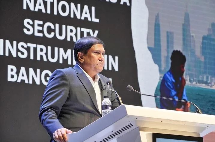 পরিবর্তনশীল ভূরাজনৈতিক বাস্তবতায় অভিবাসন ব্যবস্থাপনা জাতীয় নিরাপত্তার সঙ্গে সরাসরি সম্পর্কিত: প্রতিরক্ষা উপদেষ্টা