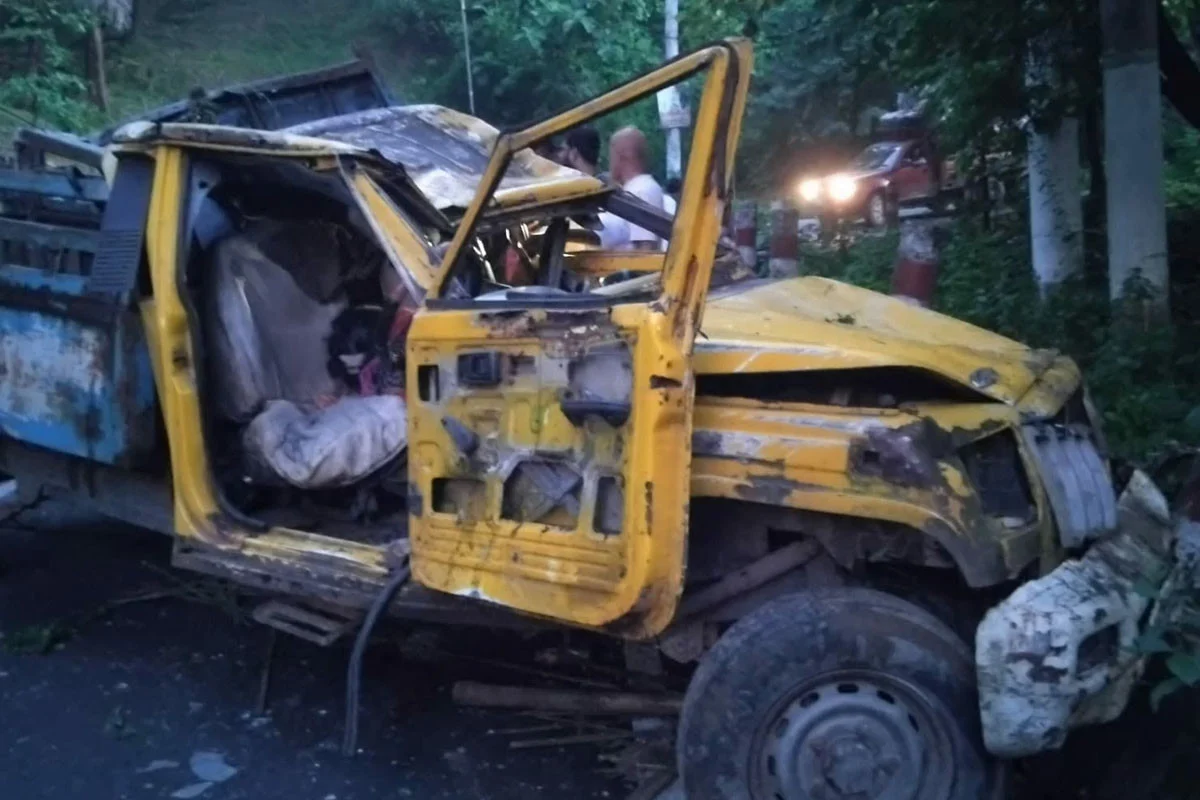 রাঙামাটিতে নিয়ন্ত্রণ হারিয়ে পিকআপ উল্টে চারজনের মৃত্যু, আহত দুই