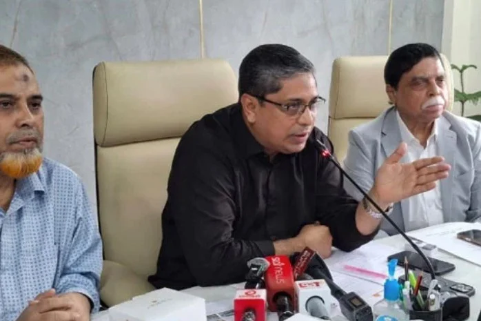 সৌর বিদ্যুতে চার্জের শর্তে ব্যাটারিচালিত রিকশার নিবন্ধন দেওয়ার উদ্যোগ
