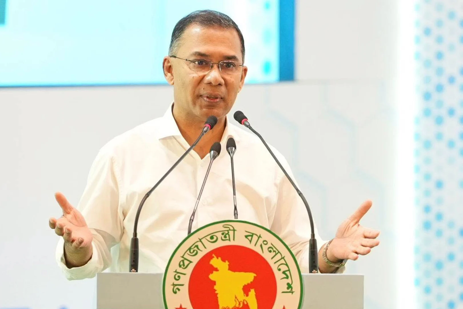 দিনব্যাপী সরকারি সফরে কিশোরগঞ্জে একাধিক উন্নয়ন কর্মসূচিতে অংশ নিচ্ছেন প্রধানমন্ত্রী