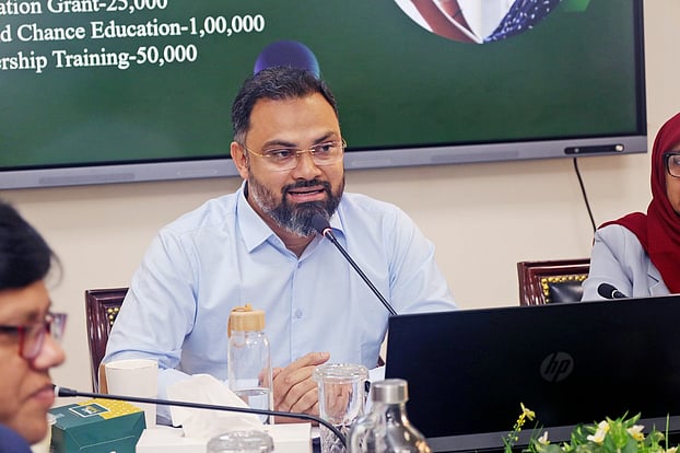 খেলোয়াড় সাকিব আল হাসান সম্পূর্ণ আইনি প্রক্রিয়ার মাধ্যমেই দেশে আসতে হবে : প্রতিমন্ত্রী মো. আমিনুল হক