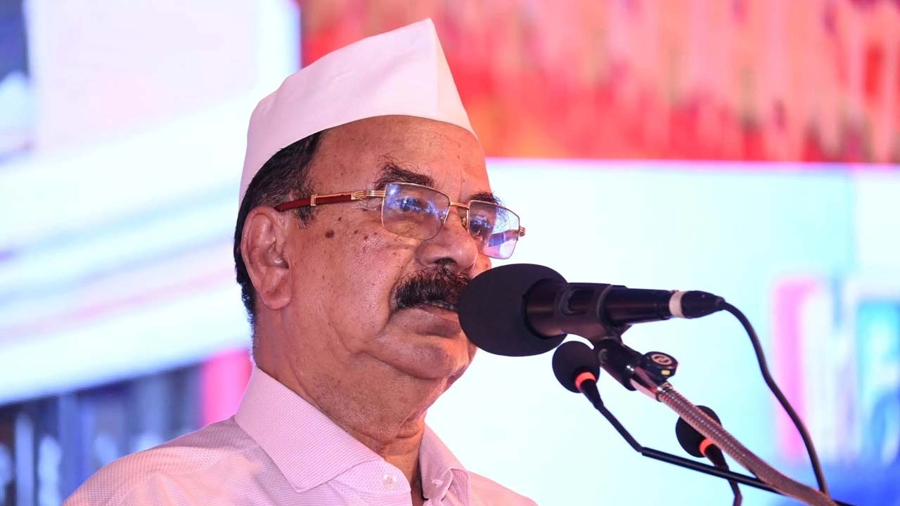 সংসদীয় কমিটির সভাপতি হলেন বিএনপি নেতা গয়েশ্বর চন্দ্র রায়