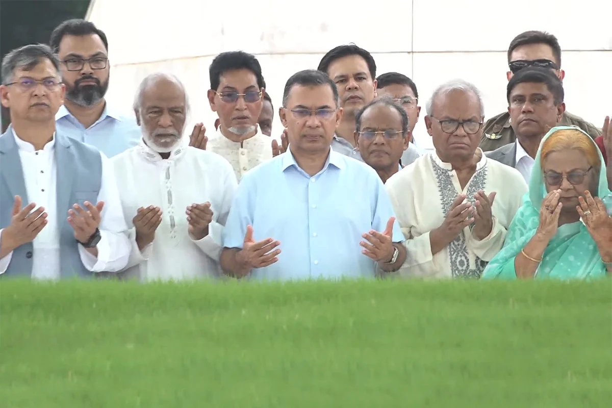 বিএনপির ৪৮তম প্রতিষ্ঠাবার্ষিকী উদযাপিত: প্রতিষ্ঠাতা জিয়াউর রহমান ও বেগম খালেদা জিয়ার কবরে প্রধানমন্ত্রীর শ্রদ্ধা