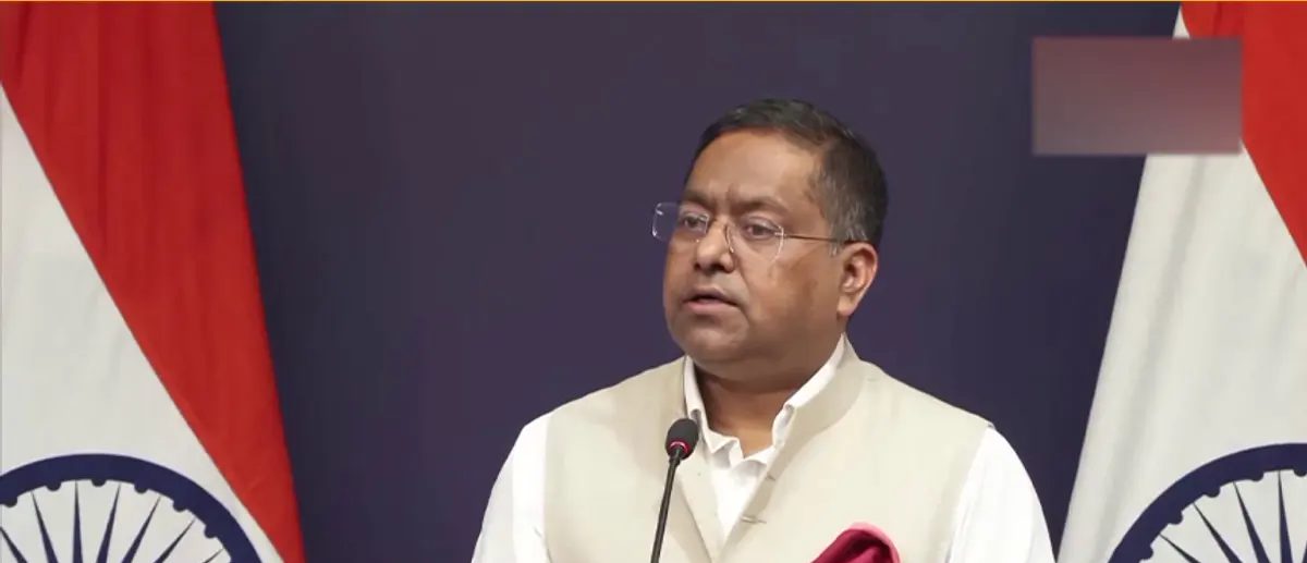 শেখ হাসিনার ১০১ চুক্তি পর্যালোচনার বিষয়ে ঢাকা আনুষ্ঠানিকভাবে কিছু জানায়নি: রণধীর