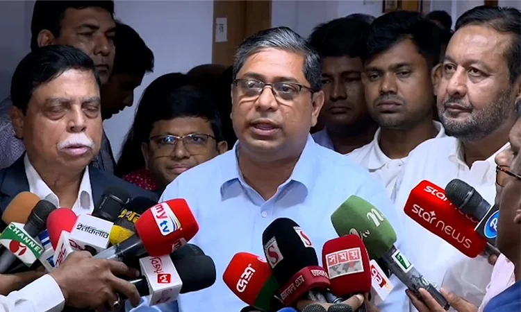 ইতালিতে প্রতি বছর বৈধভাবে ১০ হাজার কর্মী যাওয়ার সুযোগ রয়েছে, পরিবারসহ এই সংখ্যা ১২ হাজার