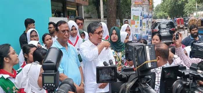 যেকোনো মূল্যে ডেঙ্গু প্রতিরোধ করতে হবে: প্রতিমন্ত্রী মীর শাহে আলম